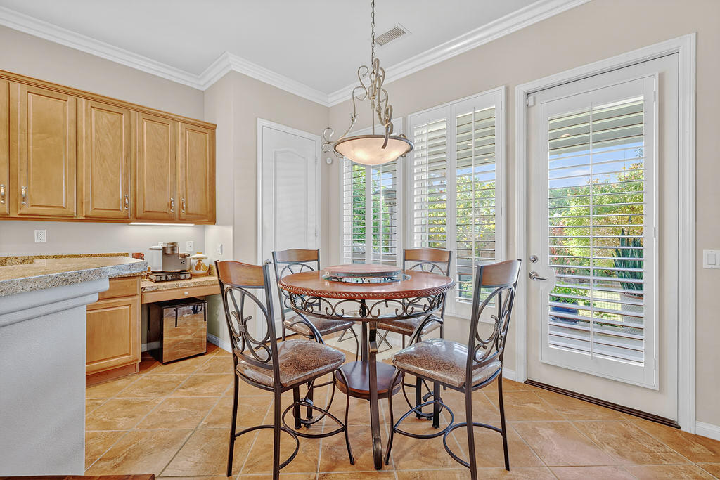 76 Via Del Mercato Rancho Mirage, CA 92270 - Photo 14 of 32 8