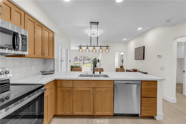 $499,900 | 280 Vista Royale Circle West, Palm Desert, CA 92211