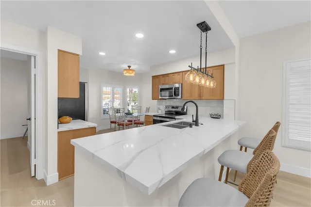 $499,900 | 280 Vista Royale Circle West, Palm Desert, CA 92211