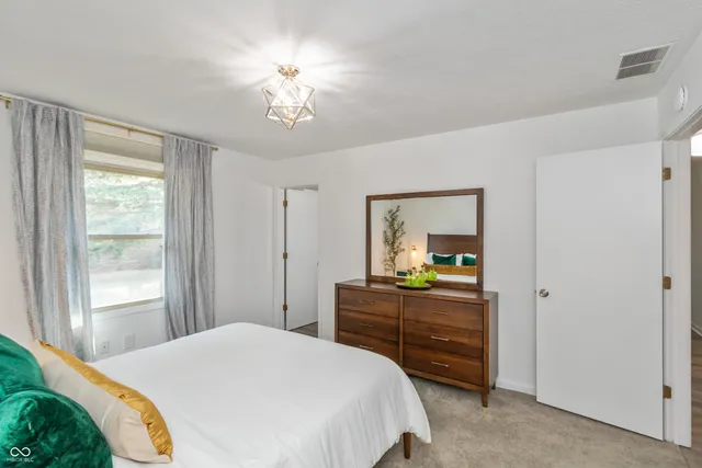 $4,000 | 110 1st Street Southeast, Carmel, IN 46032