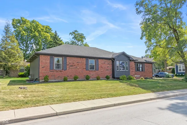 $4,000 | 110 1st Street Southeast, Carmel, IN 46032