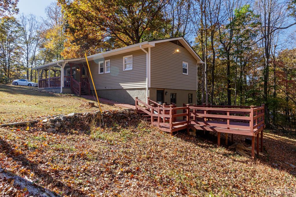 1869 Frazier Road Franklin, NC 28734 - Photo 1 of 36 Gallery Image 1
