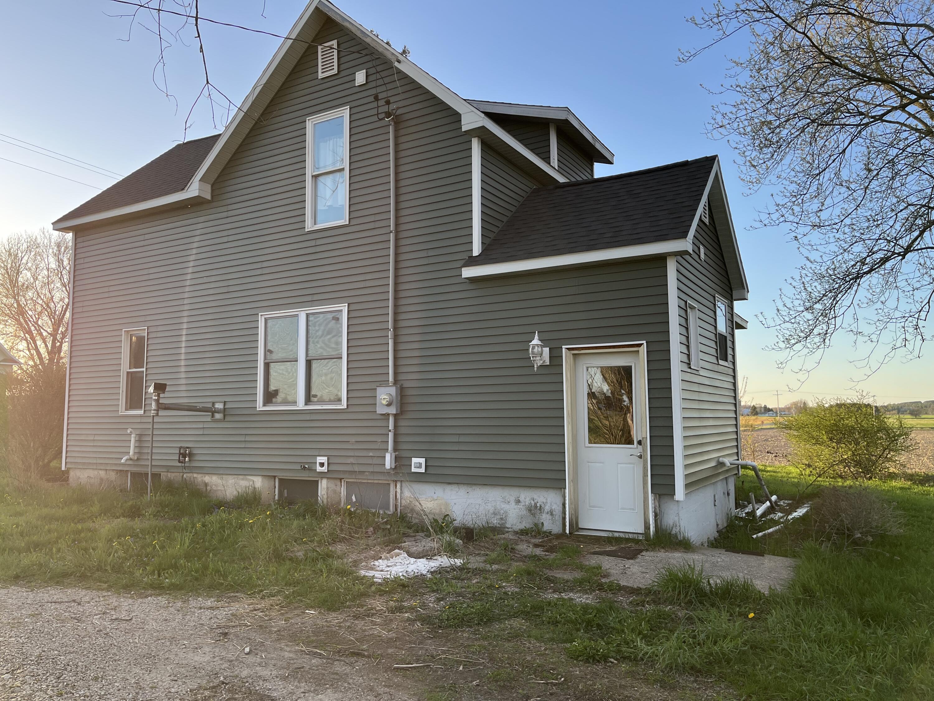 10179 South 7 Mile Road McBain, MI 49657 - Photo 3 of 5 IMG_0359