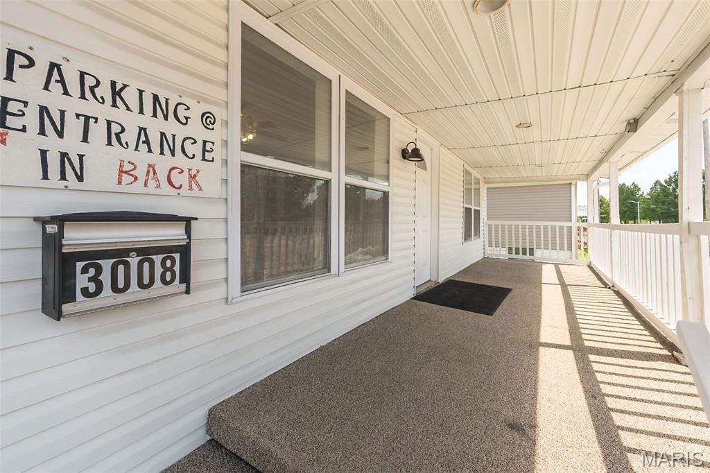 3008 Nameoki Road Granite City, IL 62040 - Photo 3 of 34