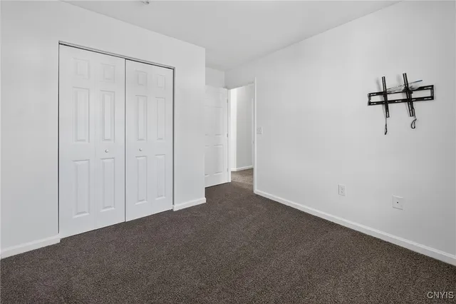 $315,000 | 6063 Owlwood Drive, Cicero, NY 13039