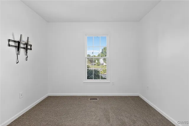 $315,000 | 6063 Owlwood Drive, Cicero, NY 13039