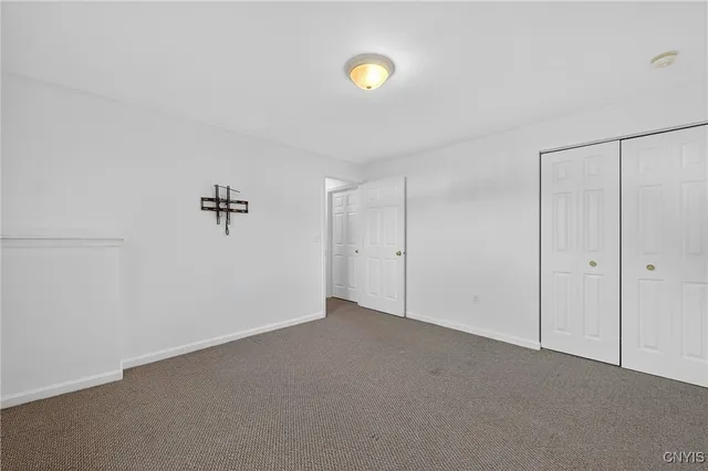 $315,000 | 6063 Owlwood Drive, Cicero, NY 13039