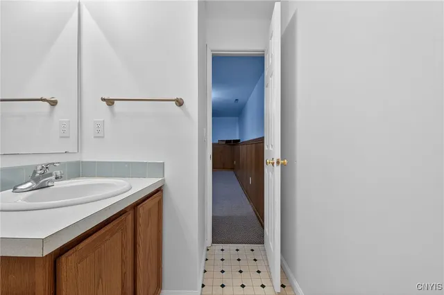 $315,000 | 6063 Owlwood Drive, Cicero, NY 13039