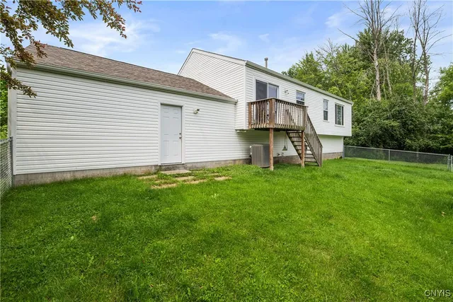 $315,000 | 6063 Owlwood Drive, Cicero, NY 13039