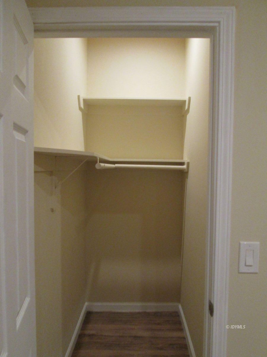 52810 Pine Cove Road Pine Cove, CA 92549 - Photo 11 of 12 a view of an empty room