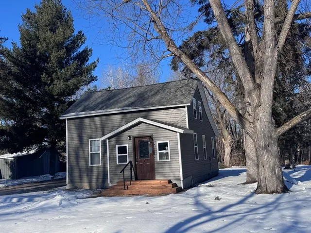 $189,900 | 200 Railroad Avenue, Onamia, MN 56359