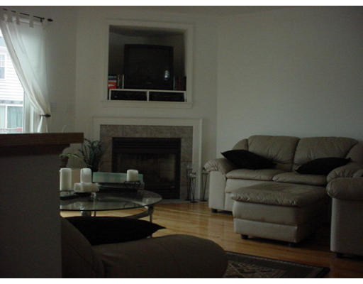 219 Beach Road, Unit 13 2 Salisbury, MA 01952 - Photo 2 of 4 Gallery Image 2