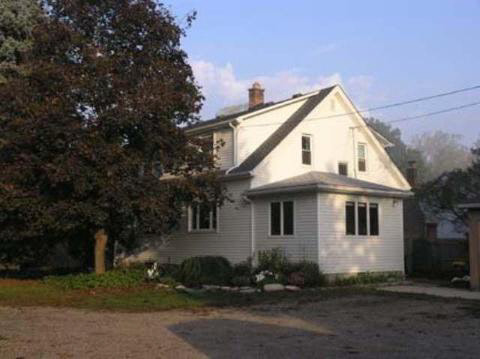 10734 Exeter Carleton, MI 48117 - Photo 6 of 15 670649-5.JPG