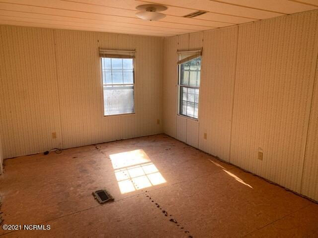 358 Eagle Road Newport, NC 28570 - Photo 9 of 14 Master Bedroom
