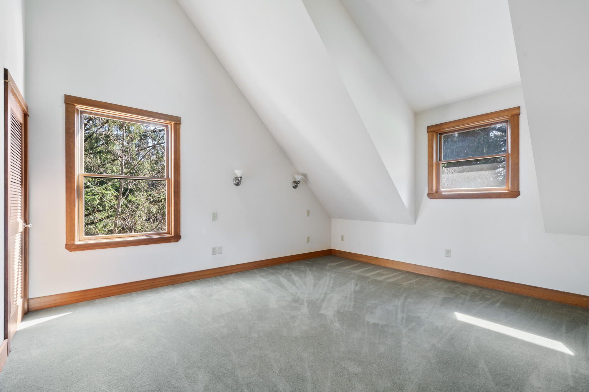 2705 Netarts Bay Road Tillamook, OR 97141 - Photo 33 of 61 Bedroom Suite Upstairs #1