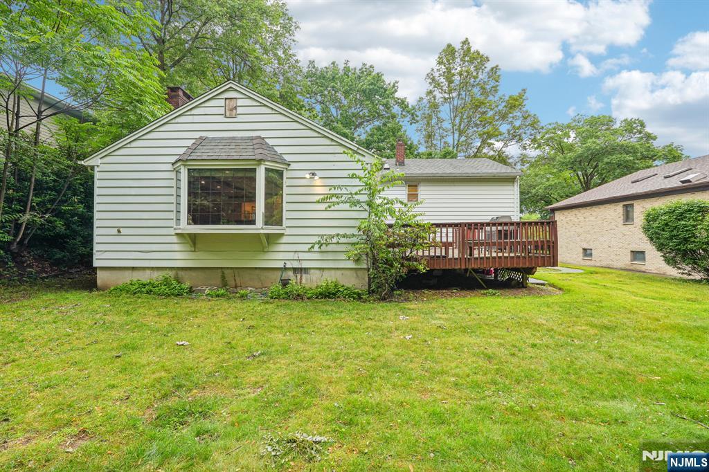108 Morningside Road Paramus, NJ 07652 - Photo 42 of 45