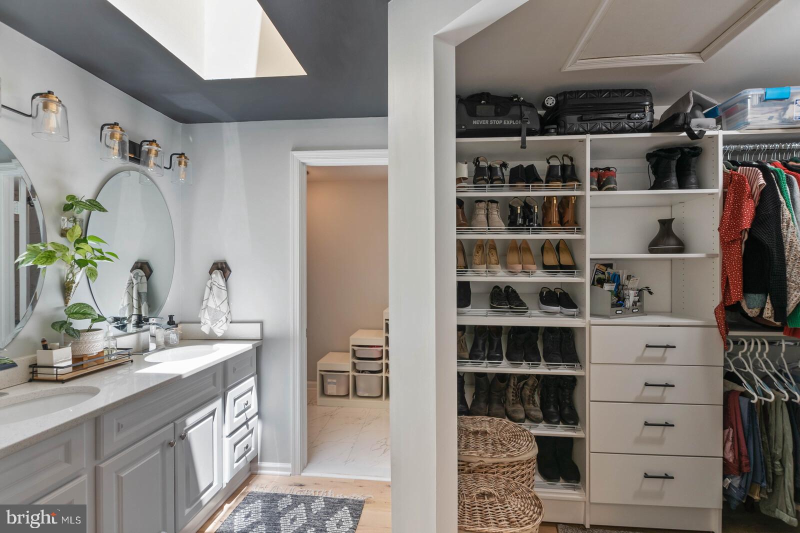 11927 Redtree Way Reston, VA 20194 - Photo 19 of 31 Master Bathroom/Closet