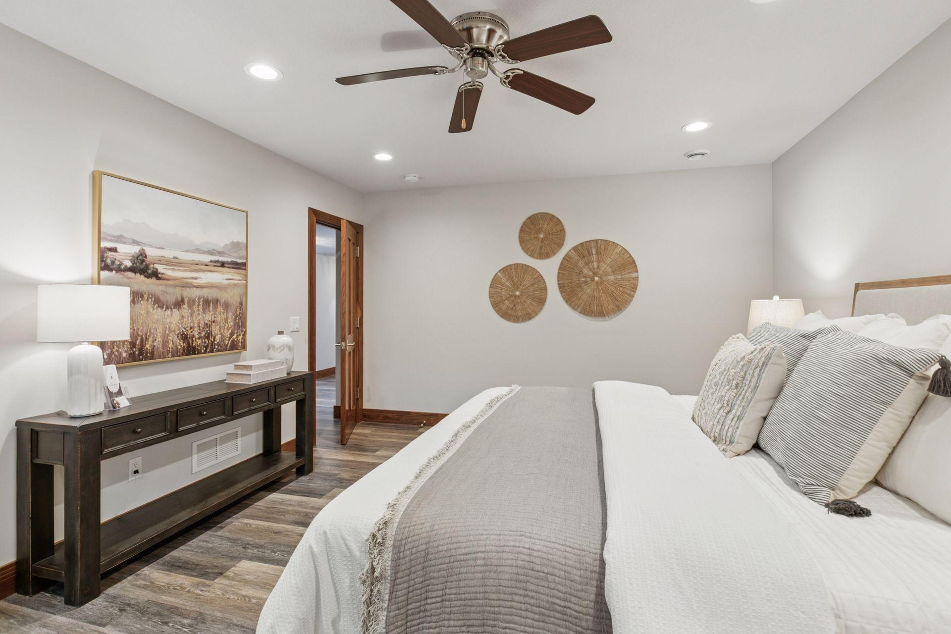 17870 Breezy Point Road Wayzata, MN 55391 - Photo 16 of 47