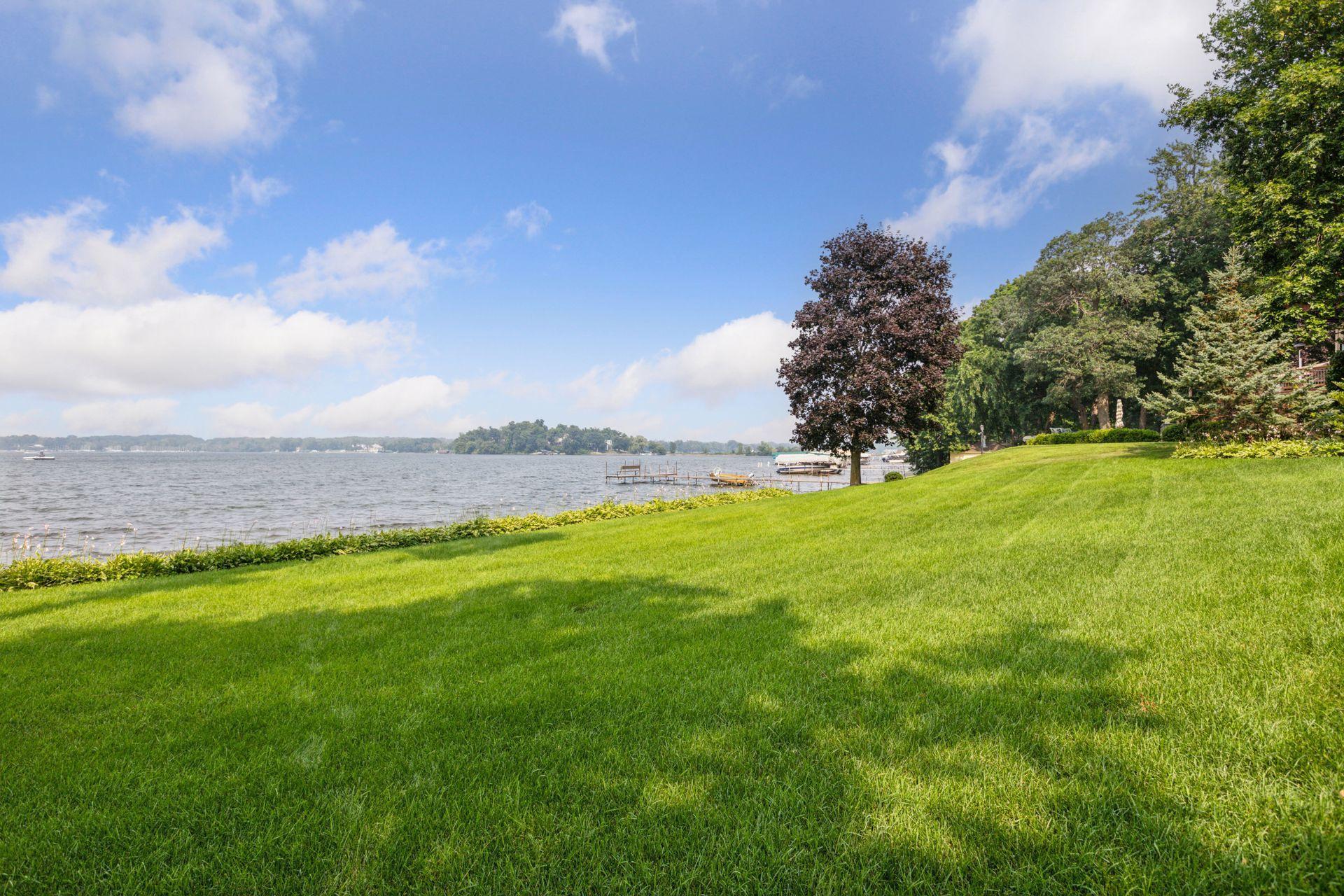 17870 Breezy Point Road Wayzata, MN 55391 - Photo 31 of 47