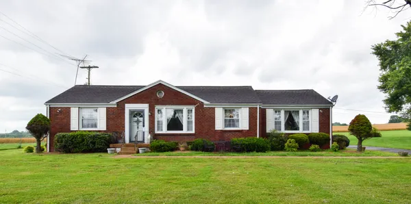 $332,500 | 6070 Highway 49 East, Springfield, TN 37172