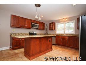 123 Red Oak Road Asheville, NC 28804 - Photo 11 of 24 Gallery Image 11