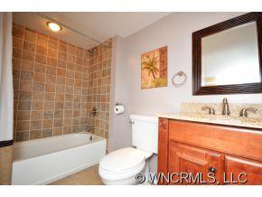 123 Red Oak Road Asheville, NC 28804 - Photo 21 of 24 Gallery Image 21