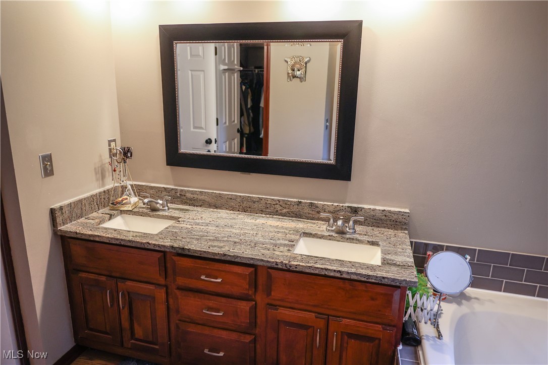 9841 Barr Road Brecksville, OH 44141 - Photo 24 of 46 Gallery Image 24