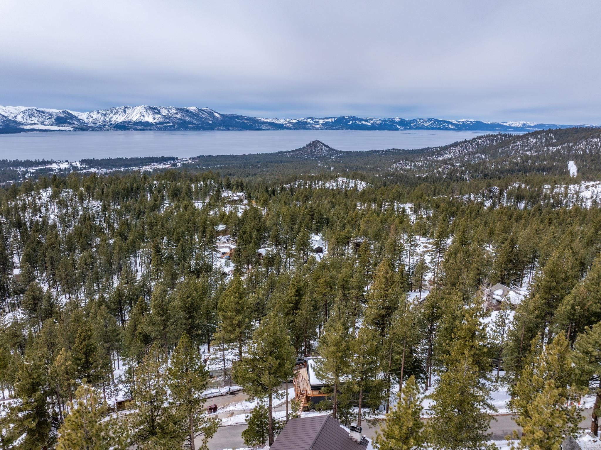 520 Laurel Lane Stateline, NV 89449 - Photo 25 of 27 view of city and mountain