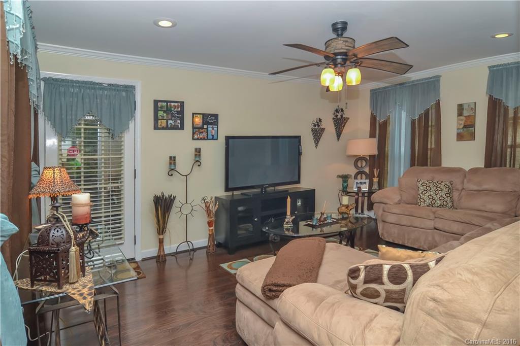 3775 Kennedy Road, Unit L48 Gastonia, NC 28056 - Photo 8 of 18 Gallery Image 8
