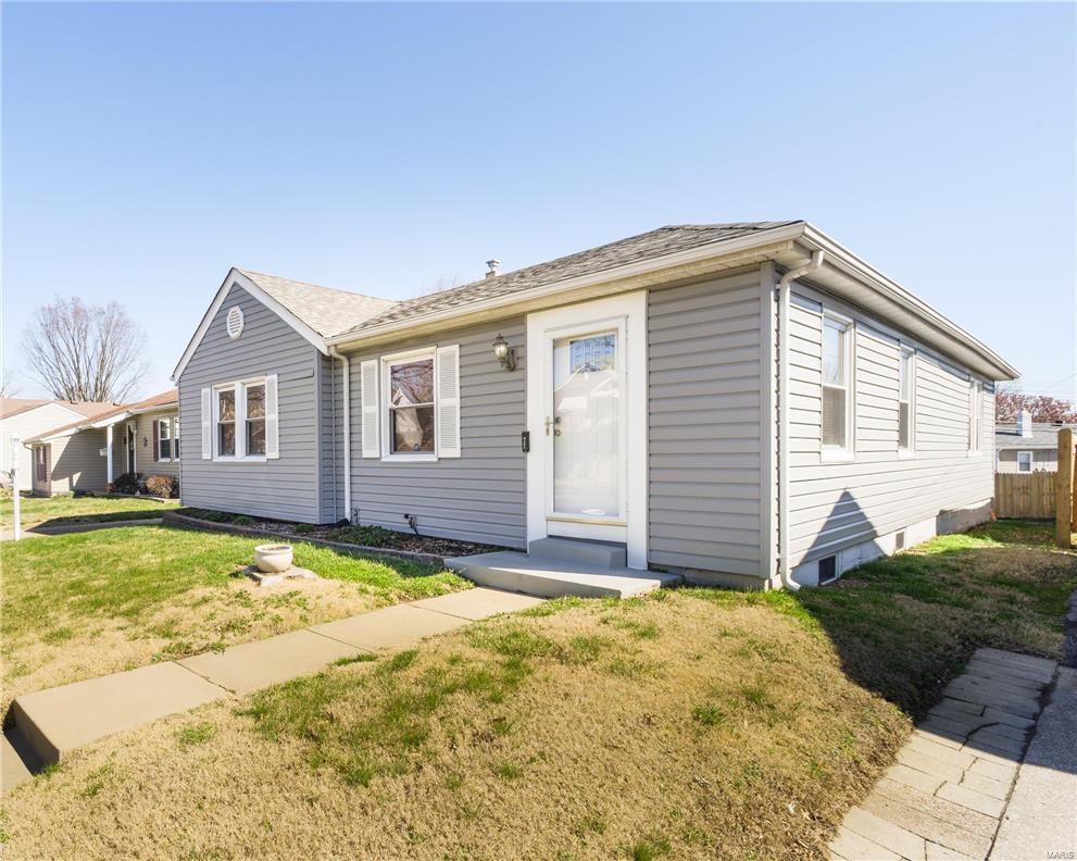 9454 MacKenzie Road St. Louis, MO 63123 - Photo 26 of 26