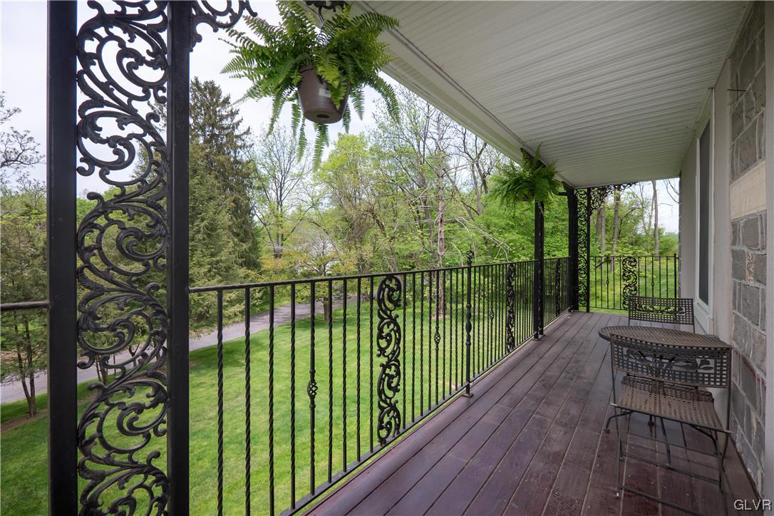 1705 Coal Yard Road Bethlehem, PA 18015 - Photo 19 of 38 Terrace Level 2
