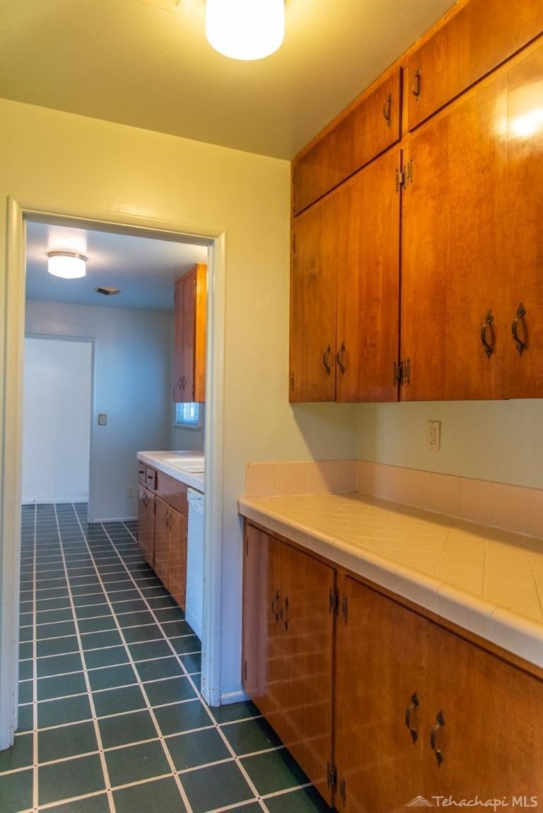 709 Merion Way Tehachapi, CA 93561 - Photo 10 of 25 Gallery Image 10