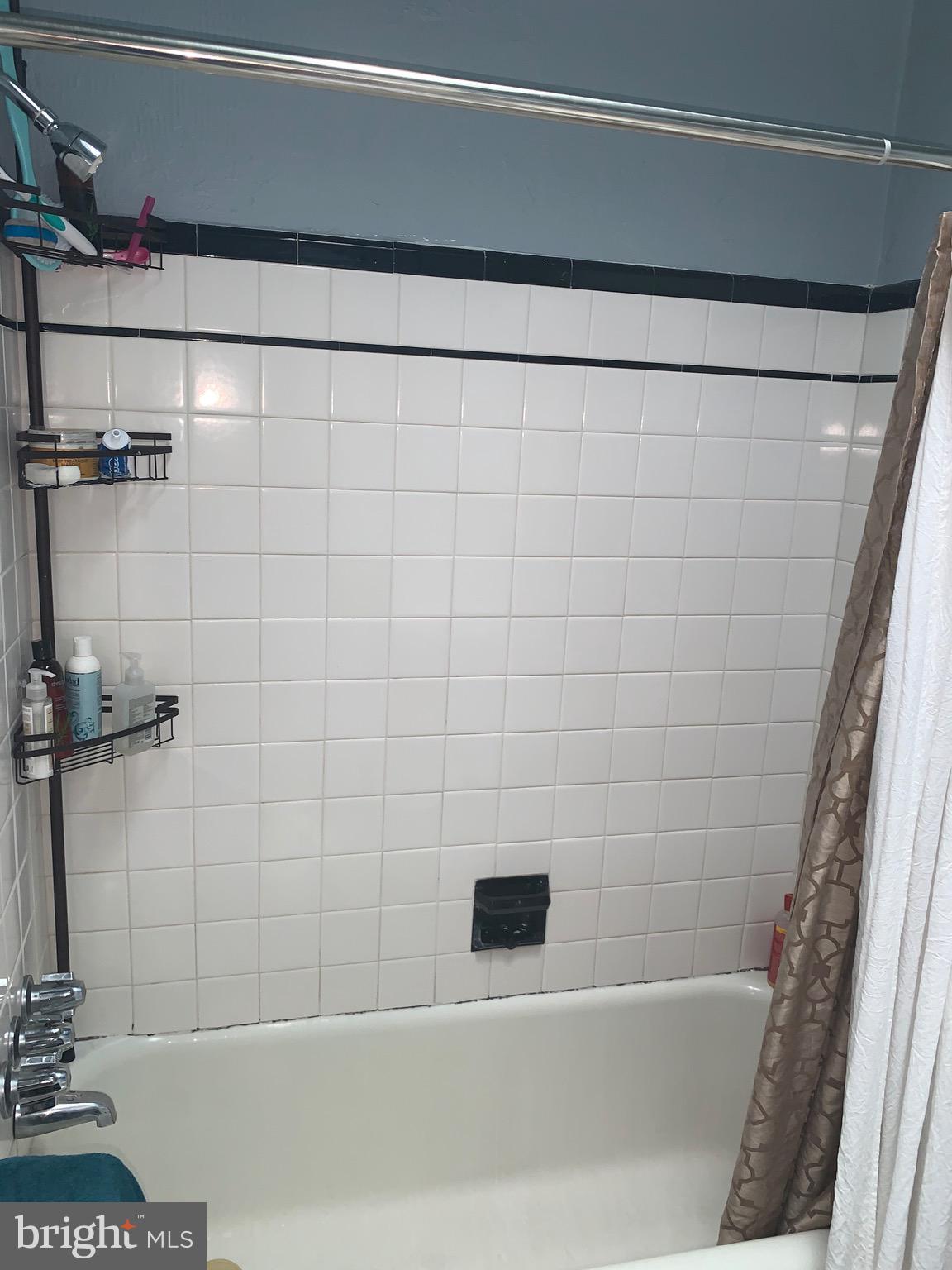 527 Woodcliffe Road Upper Darby, PA 19082 - Photo 44 of 67