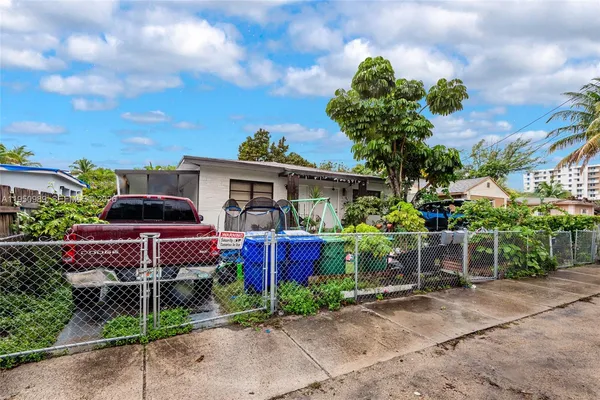 $2,899 | 110 Northwest 58th Street, Miami, FL 33127