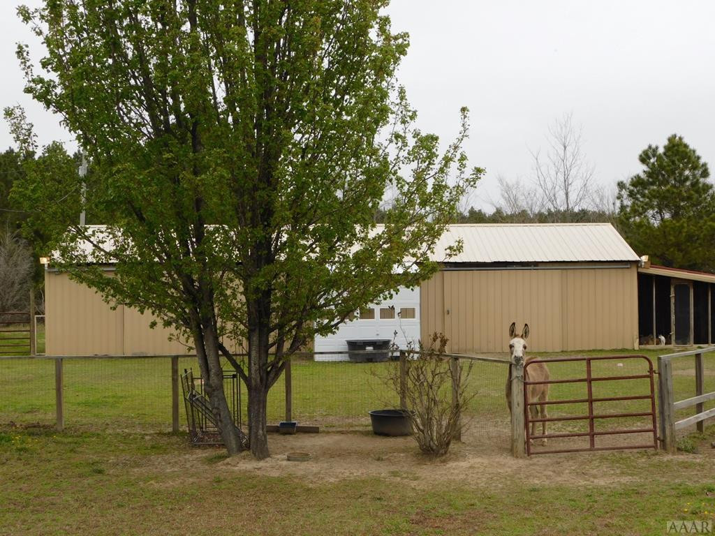310 Spivey Road Hobbsville, NC 27946 - Photo 17 of 27 BARN