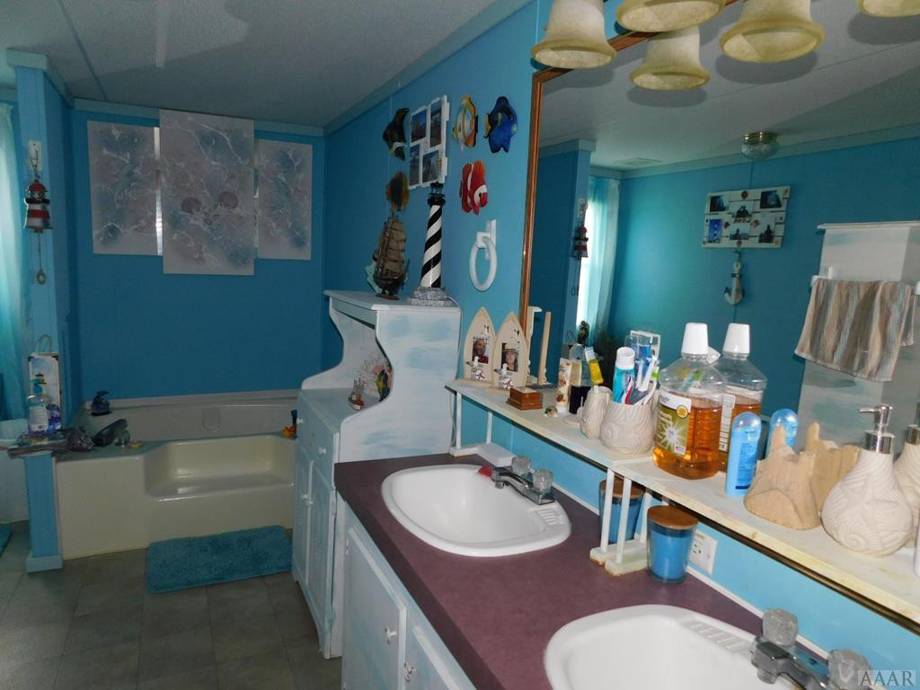 310 Spivey Road Hobbsville, NC 27946 - Photo 9 of 27 MASTER BATH