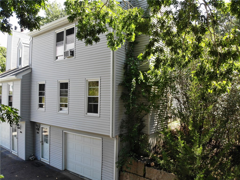 36 Hopkinton Road, Unit 36B Westerly, RI 02891 - Photo 24 of 29