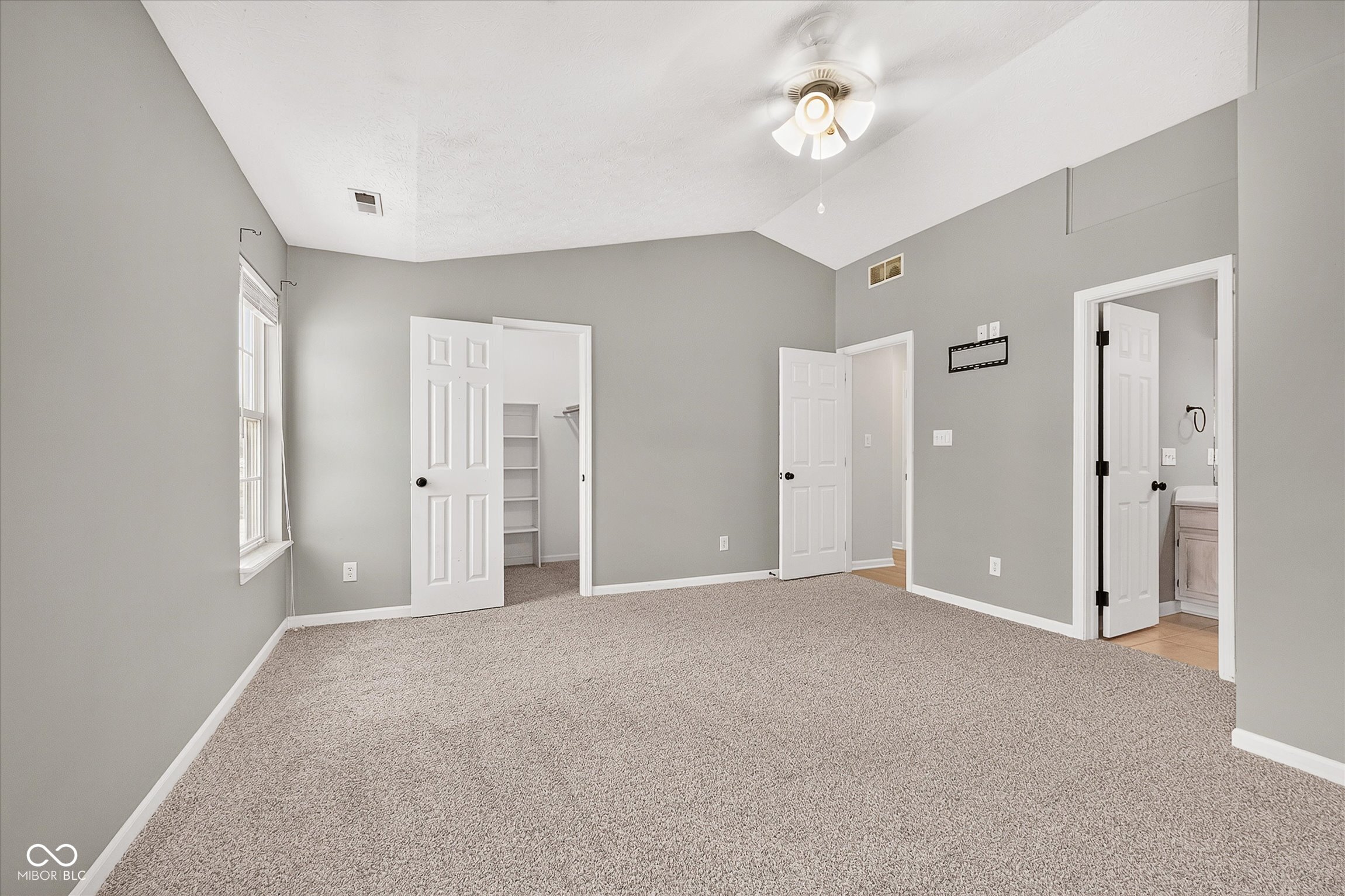 10996 Ridge Court Fishers, IN 46038 - Photo 17 of 33 Gallery Image 17