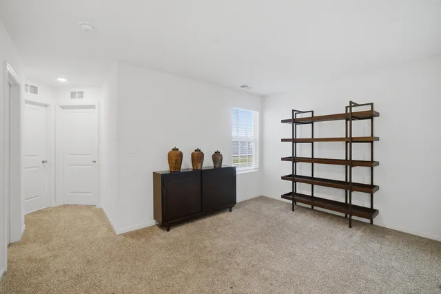 $335,000 | 1145 Amber Drive, Cary, IL 60013