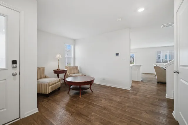 $335,000 | 1145 Amber Drive, Cary, IL 60013