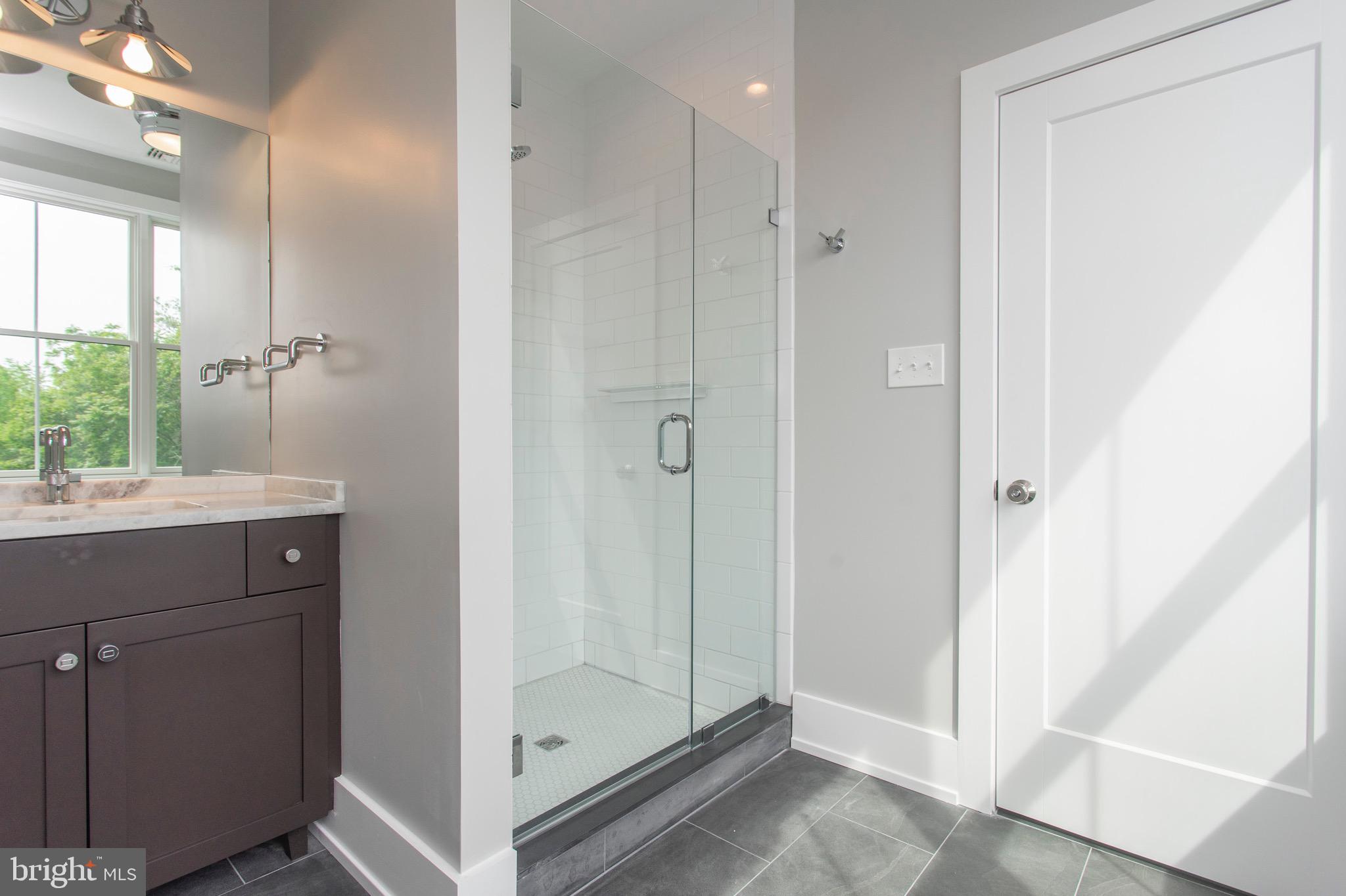 20 Price Avenue Narberth, PA 19072 - Photo 37 of 56 2nd bedroom attached bathroom