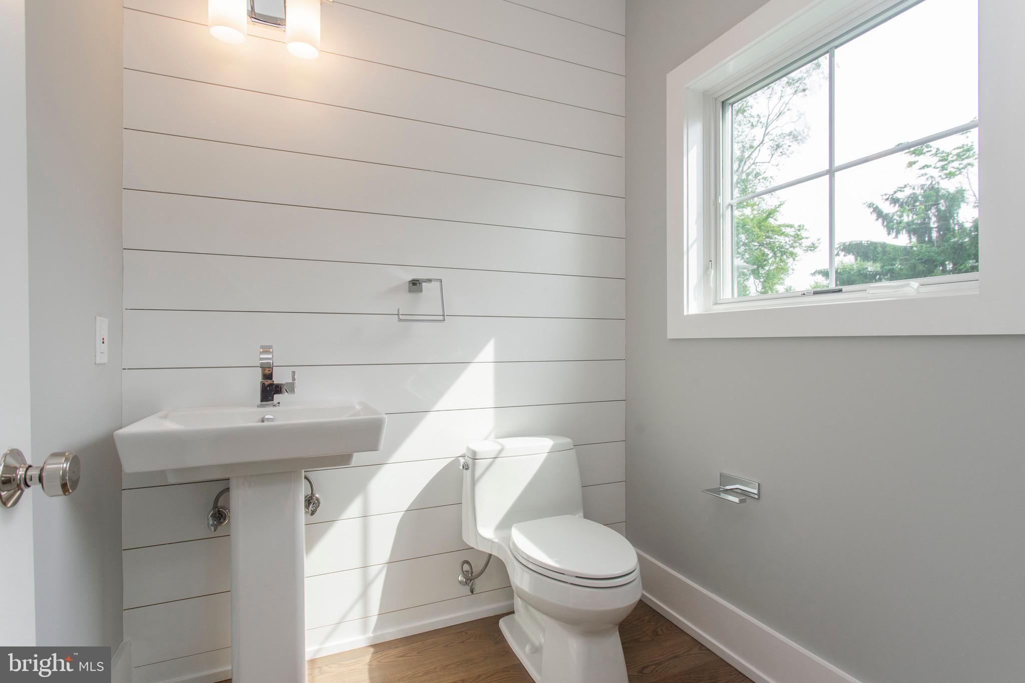 20 Price Avenue Narberth, PA 19072 - Photo 41 of 56 Full bath in 3rd bedroom