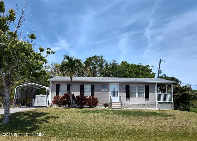 $279,900 | 7490 133 Place, Sebastian, FL 32958