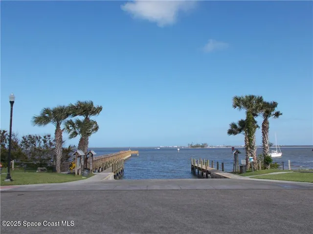 $279,900 | 7490 133 Place, Sebastian, FL 32958