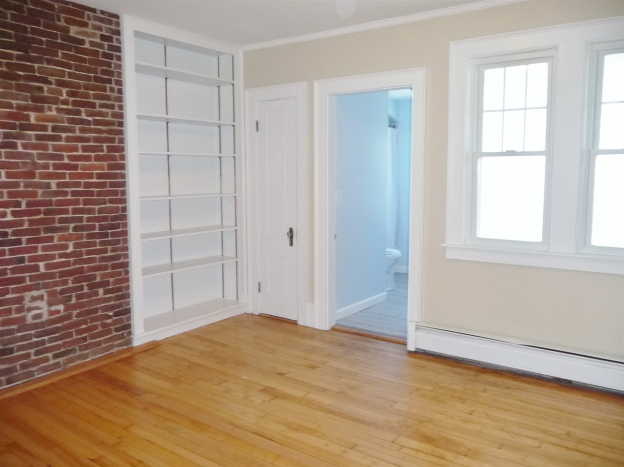 71 Middle Street, Unit R6 Manchester, NH 03101 - Photo 5 of 17 Gallery Image 5