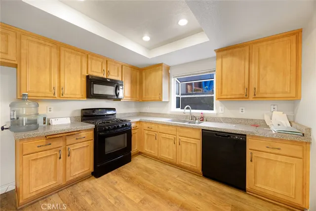 $580,000 | 14001 Hillcrest Drive, Fontana, CA 92337