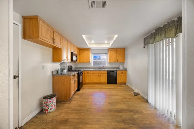 $580,000 | 14001 Hillcrest Drive, Fontana, CA 92337