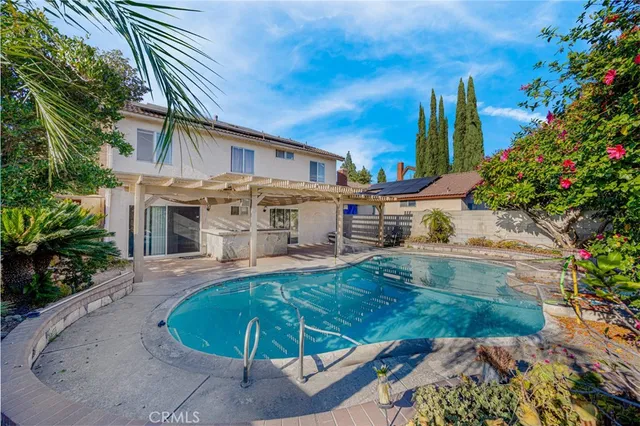 $580,000 | 14001 Hillcrest Drive, Fontana, CA 92337