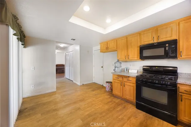 $580,000 | 14001 Hillcrest Drive, Fontana, CA 92337