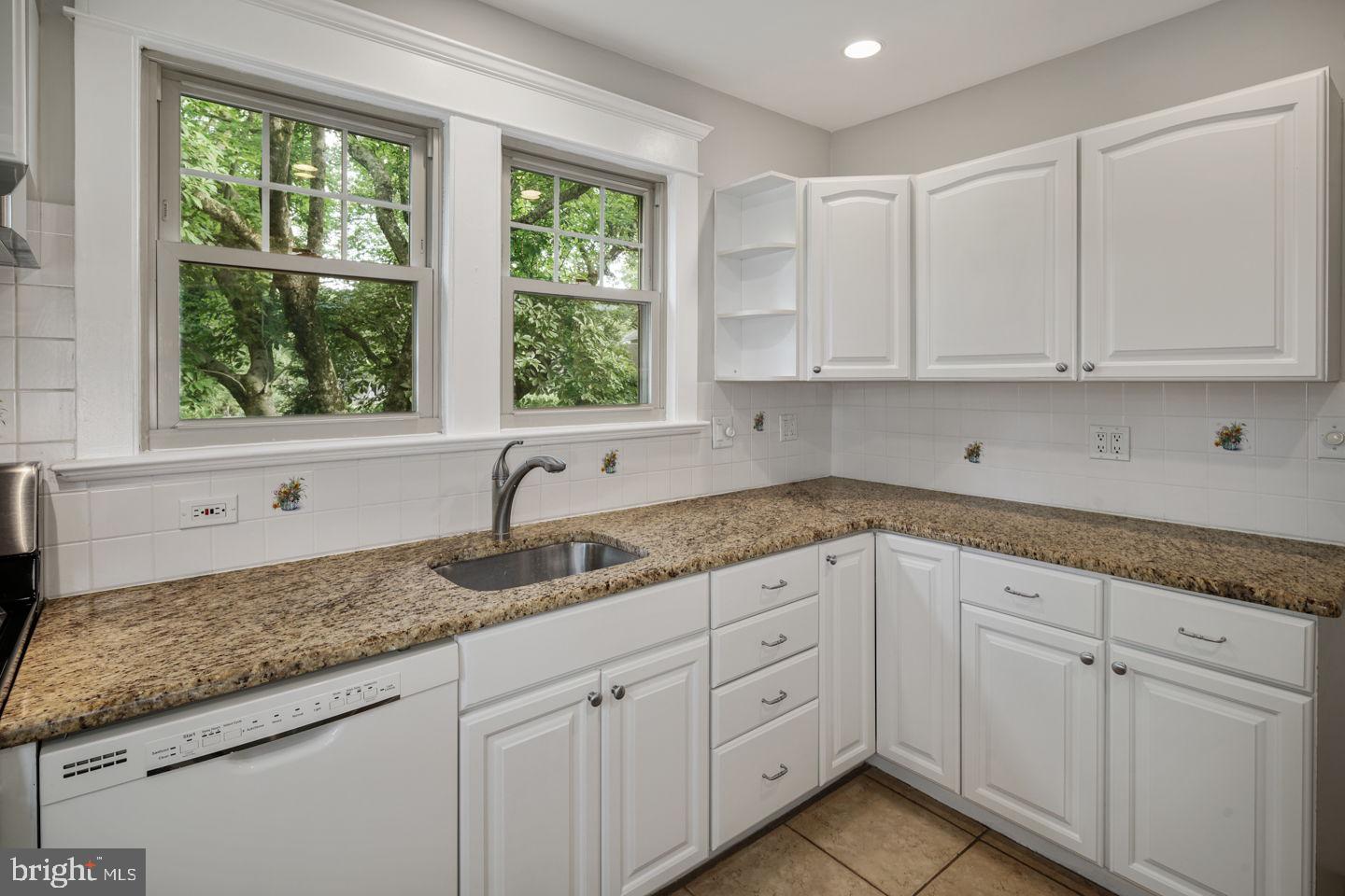 304 Beechwood Avenue Haddonfield, NJ 08033 - Photo 14 of 27 Gallery Image 14